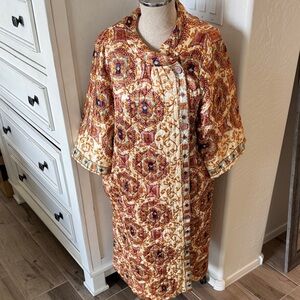 Vintage quilted offset button robe house coat dressing gown